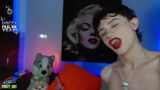 Snapshot of maxiy_001 chatting on January 2, 2025, 11:49 pm maxiy 001 online show from January 2, 2025, 11:49 pm