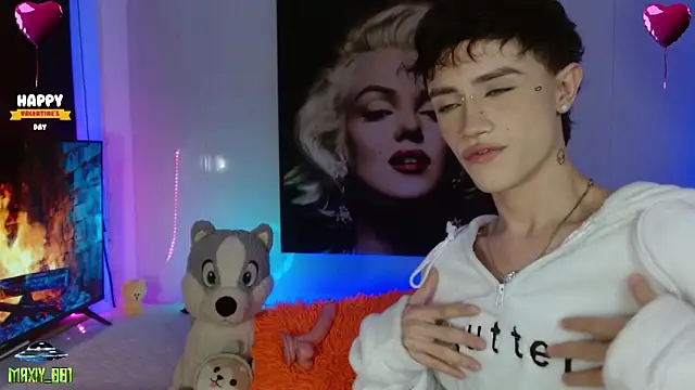 Snapshot of maxiy_001 chatting on February 12, 2025, 6:19 am maxiy 001 online show from February 12, 2025, 6:19 am