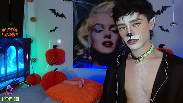 Snapshot of maxiy_001 chatting on October 21, 2025, 12:22 am maxiy 001 online show from October 21, 2025, 12:22 am