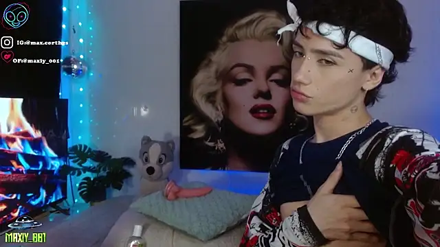 maxiy 001 online show from February 1, 2026, 12:09 am