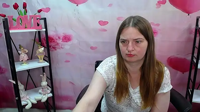 FreyaDak online show from May 27, 2026, 2:08 am