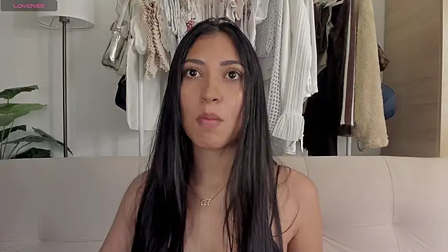 Sweetnaughtygirl  online show from April 22, 2026, 12:57 am