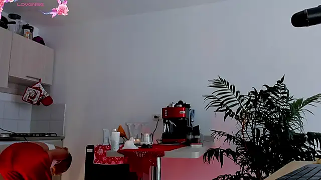 wendymoah online show from December 8, 2024, 7:54 pm