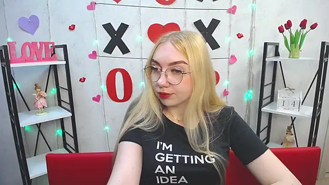 BeatriceFly online show from March 15, 2025, 9:52 am