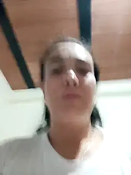 skayhot  online show from February 23, 2025, 11:33 am