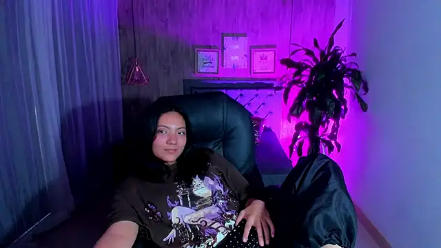 Snapshot of miichael_black chatting on January 16, 2025, 3:46 pm miichael black online show from January 16, 2025, 3:46 pm