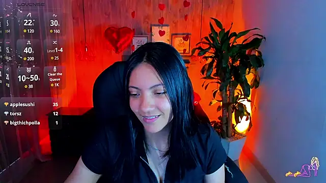 Snapshot of miichael_black chatting on February 12, 2025, 4:00 pm miichael black online show from February 12, 2025, 4:00 pm