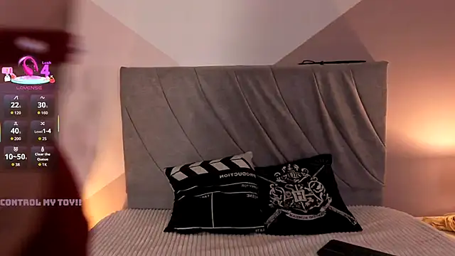 Snapshot of miaablack chatting on October 24, 2025, 8:16 pm miaablack online show from October 24, 2025, 8:16 pm