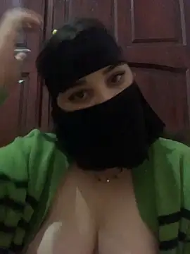 Snapshot of Miss-Soka chatting on December 30, 2024, 5:15 am Miss-Soka online show from December 30, 2024, 5:15 am