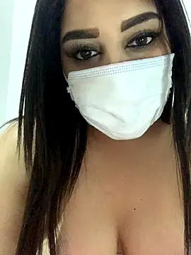 Snapshot of Miss-Soka chatting on November 17, 2025, 1:00 am Miss-Soka online show from November 17, 2025, 1:00 am