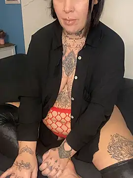 Snapshot of blondy40 chatting on January 10, 2026, 5:15 pm blondy40 online show from January 10, 2026, 5:15 pm