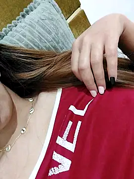 Snapshot of 7alawa-44 chatting on October 29, 2025, 1:35 pm 7alawa-44 online show from October 29, 2025, 1:35 pm