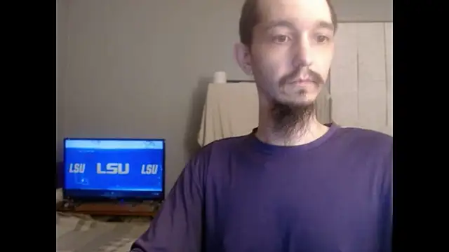 VanceFontaine online show from November 12, 2025, 8:26 am