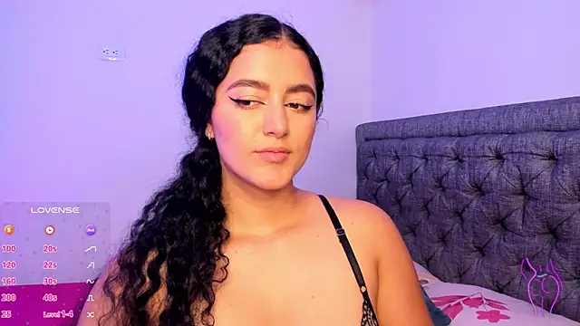 Adhara-zanne online show from November 17, 2025, 9:15 am