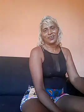 Goodgirlsue 77 online show from February 4, 2025, 2:53 pm