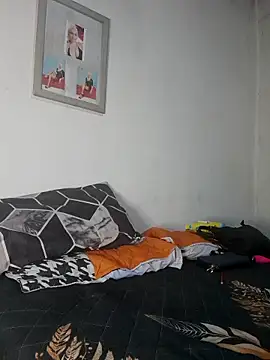 Goodgirlsue 77 online show from December 15, 2025, 10:14 pm