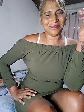 Snapshot of Goodgirlsue_77 chatting on February 23, 2026, 4:15 pm Goodgirlsue 77 online show from February 23, 2026, 4:15 pm