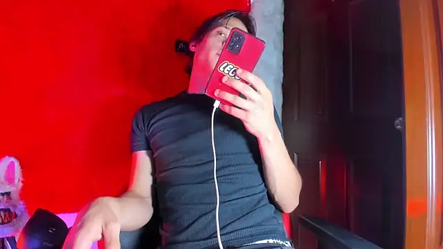 LilOwen  online show from March 14, 2026, 6:24 pm