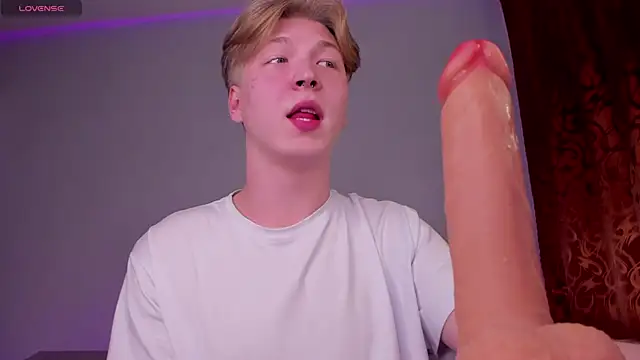 TheMikeSever online show from October 25, 2025, 12:45 pm