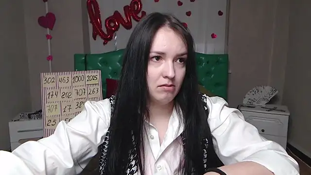 IsabelBlackberry online show from February 24, 2026, 6:33 am