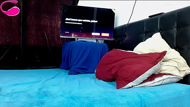 Deleon1995 online show from December 4, 2024, 5:22 pm