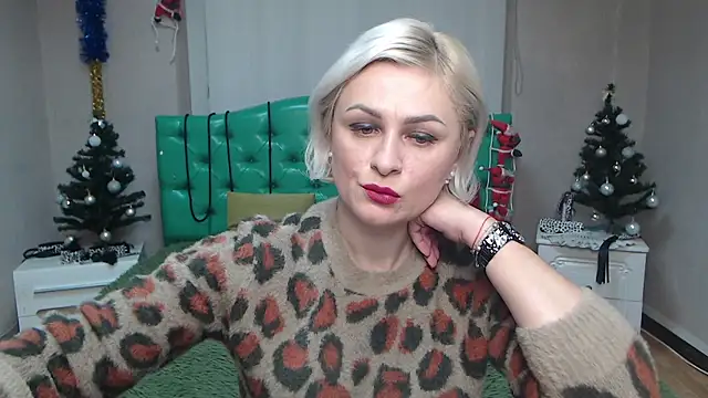 OliviaHorst online show from December 18, 2024, 6:53 am