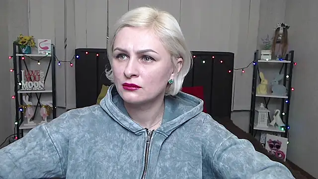 OliviaHorst online show from January 22, 2025, 3:07 pm