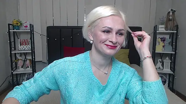 OliviaHorst online show from October 16, 2025, 5:30 am