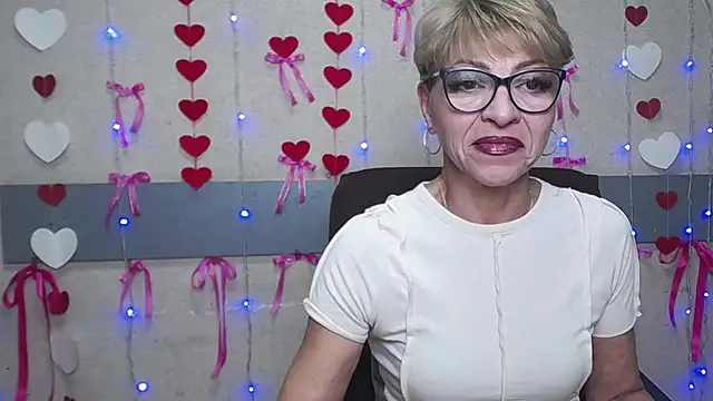 EllaBonito online show from March 7, 2025, 9:40 am