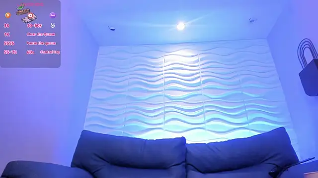 celestelewis online show from February 9, 2025, 9:58 am