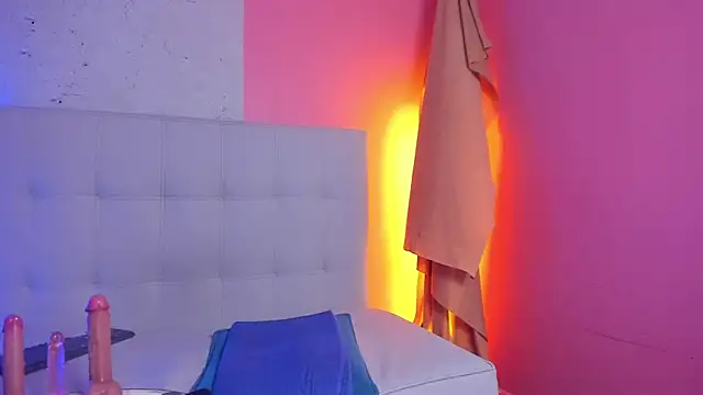 celestelewis online show from March 2, 2025, 6:59 am