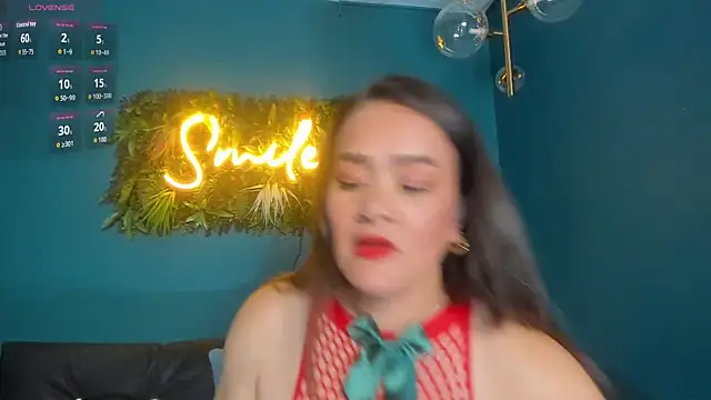 celestelewis online show from December 17, 2025, 7:42 pm