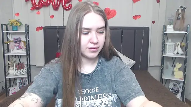 Snapshot of LauraHlot chatting on May 12, 2026, 5:48 am LauraHlot online show from May 12, 2026, 5:48 am