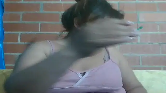 jones-scarlet online show from March 1, 2025, 5:20 am