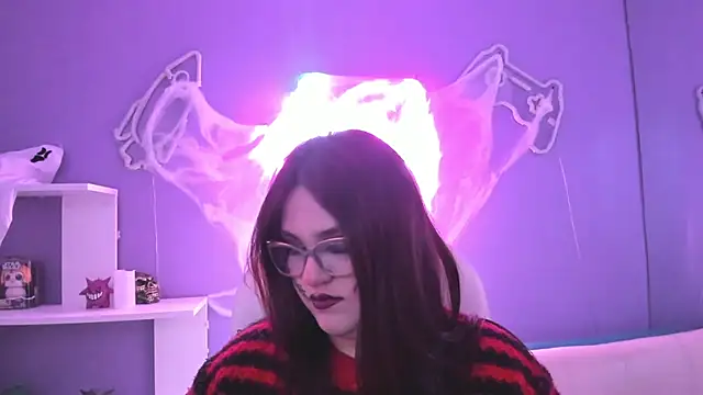 Camiila Osorio online show from November 1, 2025, 7:38 pm