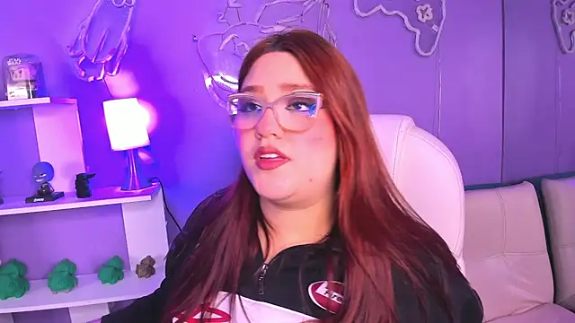 Camiila Osorio online show from January 13, 2026, 8:36 pm