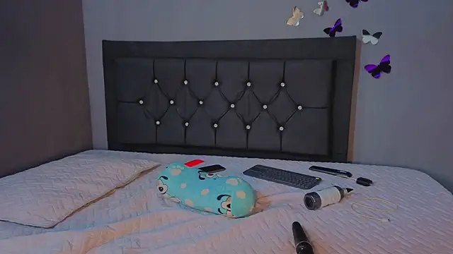 Snapshot of Hanna_keller1 chatting on March 4, 2026, 1:39 pm Hanna keller1 online show from March 4, 2026, 1:39 pm