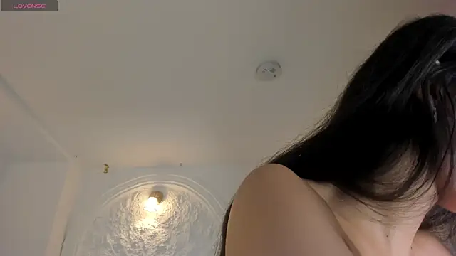 Snapshot of ValeriaVelvet chatting on April 17, 2026, 12:08 pm ValeriaVelvet online show from April 17, 2026, 12:08 pm