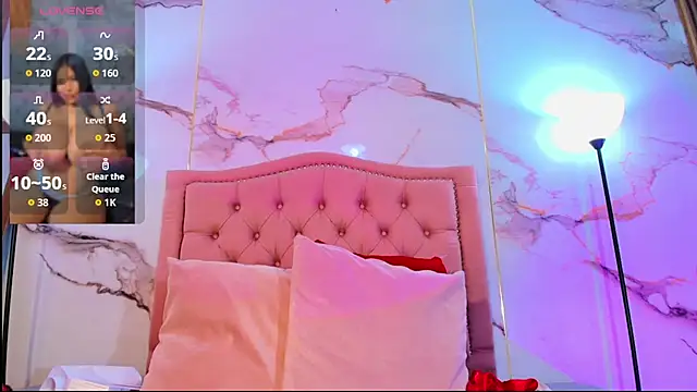 Snapshot of La_indiia chatting on March 4, 2026, 11:49 am La indiia online show from March 4, 2026, 11:49 am