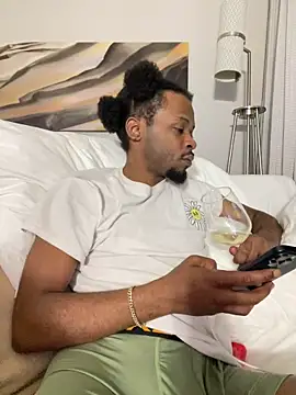 MobyDxck online show from January 4, 2025, 3:07 am