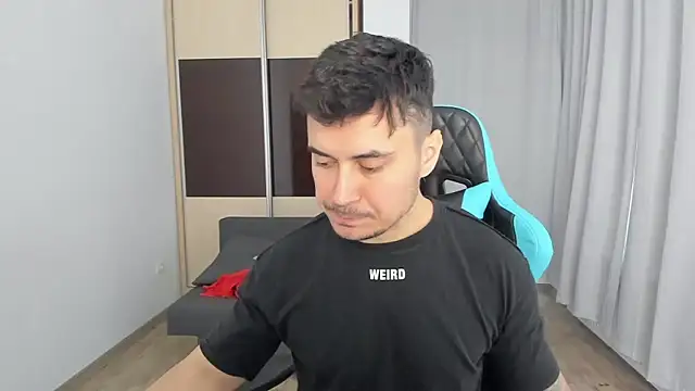 MatMalonne online show from December 14, 2025, 1:16 pm