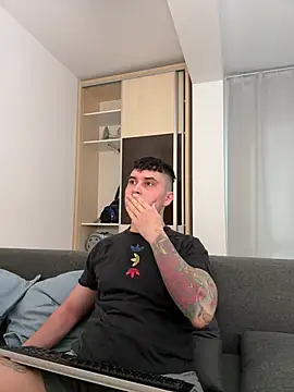 MatMalonne online show from January 10, 2026, 10:39 am