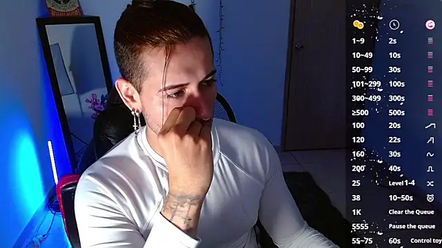 Ares blue online show from January 28, 2025, 10:45 am