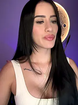 SarahhSmitth1 online show from September 10, 2025, 12:32 am