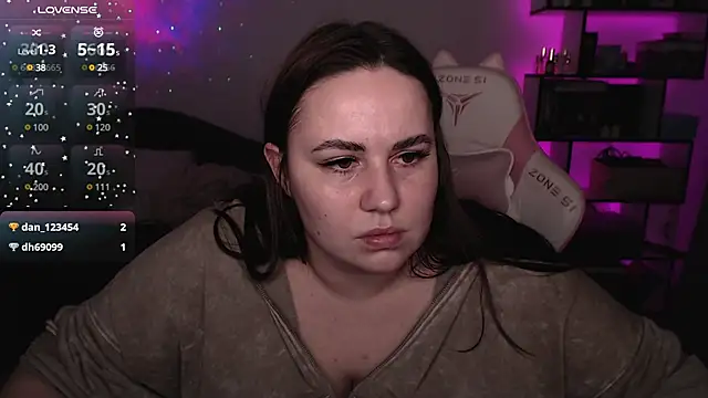 Snapshot of SexyWitch_666 chatting on February 26, 2025, 6:21 pm SexyWitch 666 online show from February 26, 2025, 6:21 pm