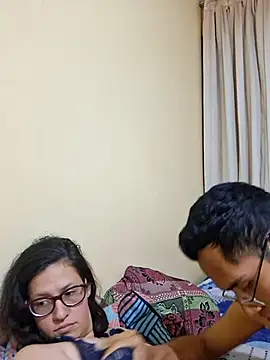 couple orgasm online show from September 16, 2025, 6:03 am