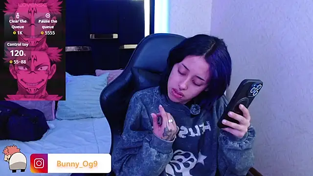 Bunny O online show from May 15, 2026, 2:18 am