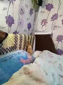 SweetLeila40 online show from January 19, 2025, 6:53 pm