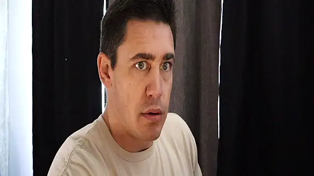 DamienSliick online show from May 7, 2026, 7:19 pm