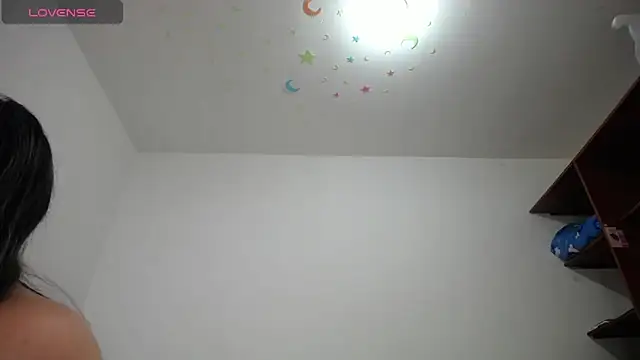 Snapshot of Laila_Laly chatting on December 23, 2024, 1:24 pm Laila Laly online show from December 23, 2024, 1:24 pm